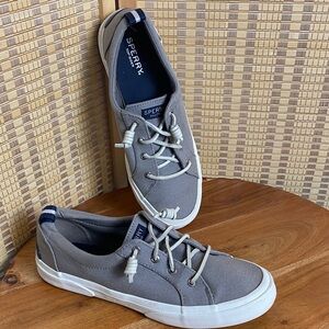 Sperry Women's 9.5 Crest Vibe Canvas Sneakers